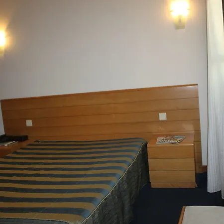 Quasar Pedroucos (Porto)