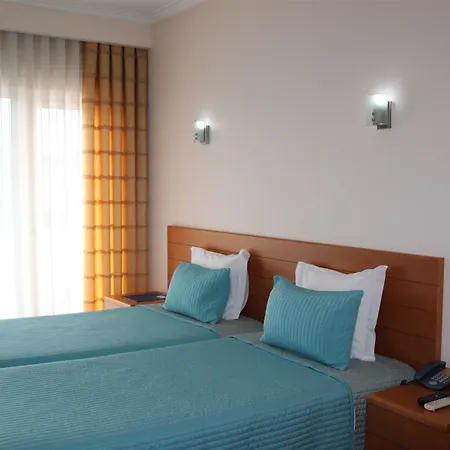 Quasar Hotell 2*
