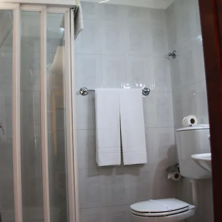 Quasar Hotell 2*
