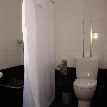 Quasar Hotel 2*