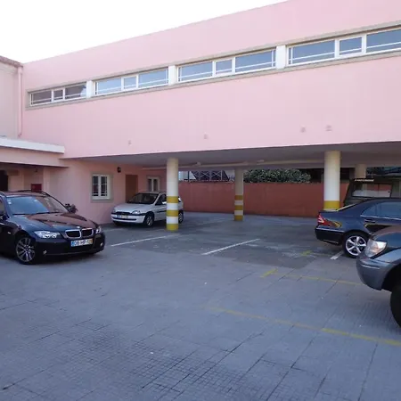 ホテル ホテル　クエーサー 2*