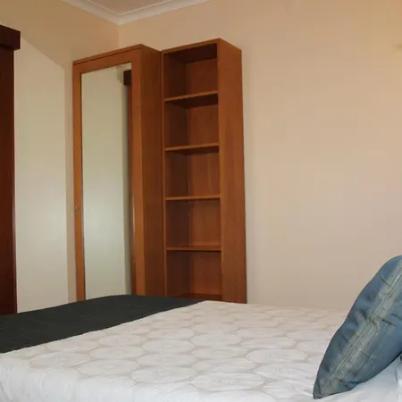 ホテル　クエーサー Pedroucos (Porto)