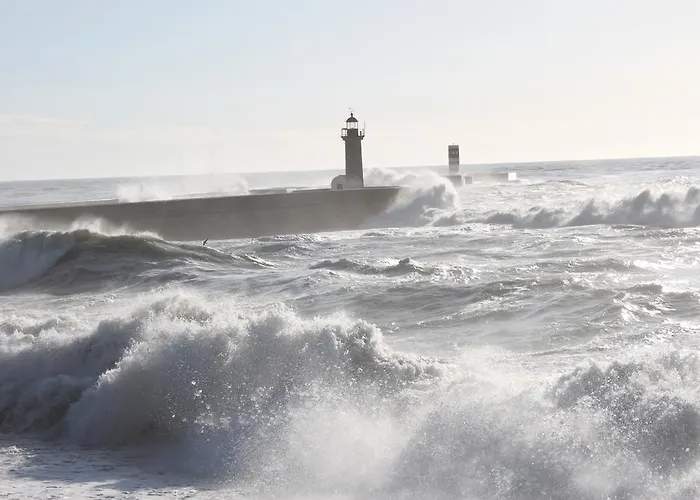 Quasar 2* Pedroucos (Porto)