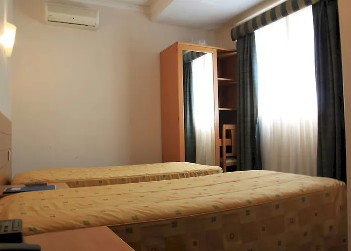 Quasar Pedroucos (Porto)